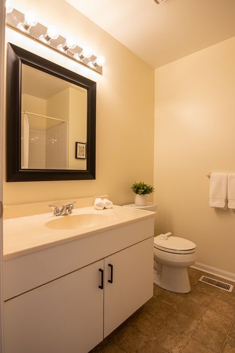 Tiny photo for 1213 Koster Court, Geneva, IL 60134 (MLS # 12527043)