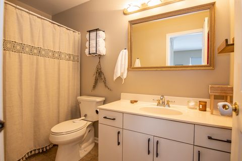 Tiny photo for 1213 Koster Court, Geneva, IL 60134 (MLS # 12527043)