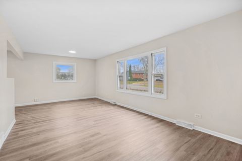 Tiny photo for 1520 N Park Drive, Round Lake Beach, IL 60073 (MLS # 12519148)