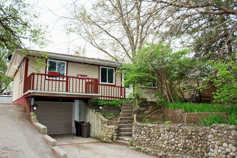 115 Kings Road Carpentersville IL 60110