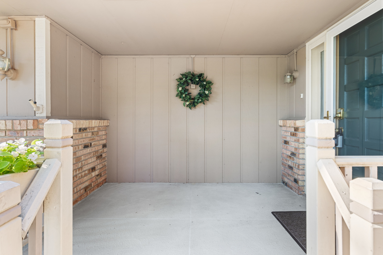 5244 ARBUTUS Road