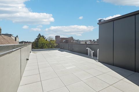 Tiny photo for 1536 W Chestnut Street #B, Chicago, IL 60642 (MLS # 12542312)