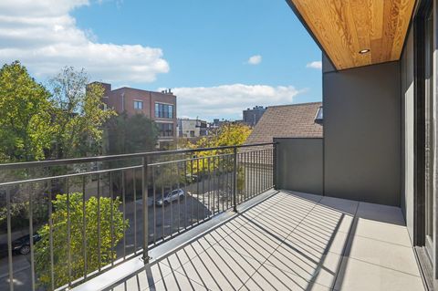 Tiny photo for 1536 W Chestnut Street #B, Chicago, IL 60642 (MLS # 12542312)