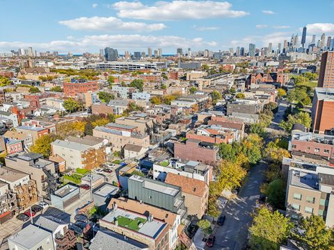 Tiny photo for 1536 W Chestnut Street #B, Chicago, IL 60642 (MLS # 12542312)