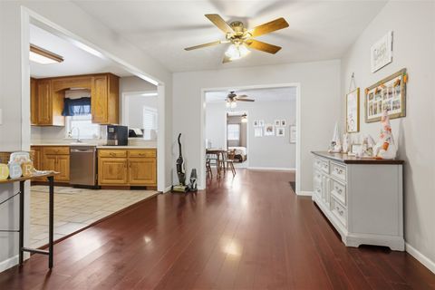 Tiny photo for 1306 Kirkwood Drive, Pontiac, IL 61764 (MLS # 12593700)