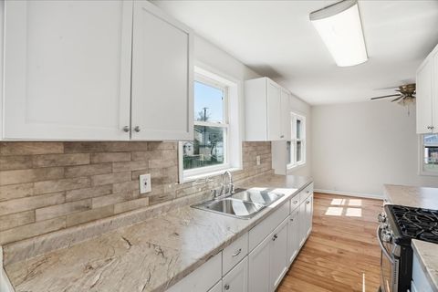 Tiny photo for Round Lake Park, IL 60073 (MLS # 12501471)