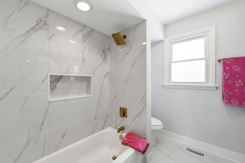 Tiny photo for 10025 S 86th Court, Palos Hills, IL 60465 (MLS # 12573319)