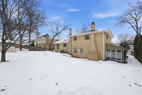 Tiny photo for 10025 S 86th Court, Palos Hills, IL 60465 (MLS # 12573319)