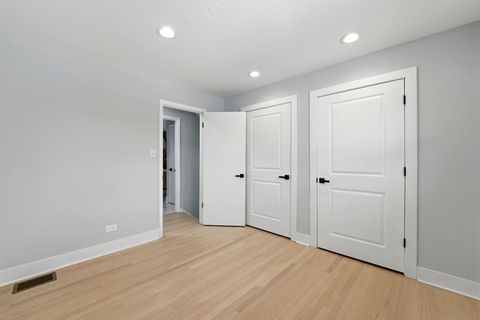 Tiny photo for 10025 S 86th Court, Palos Hills, IL 60465 (MLS # 12573319)