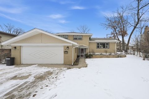 Photo of 10025 S 86th Court, Palos Hills, IL 60465 (MLS # 12573319)