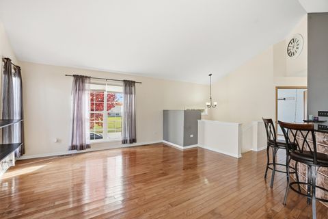 Tiny photo for 1452 Fox Hound Trail, Beecher, IL 60401 (MLS # 12508811)