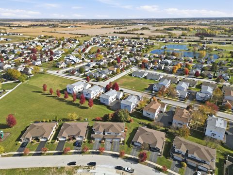 Tiny photo for 1452 Fox Hound Trail, Beecher, IL 60401 (MLS # 12508811)