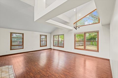 Tiny photo for 2401 Lakewood Drive, Champaign, IL 61822 (MLS # 12497287)