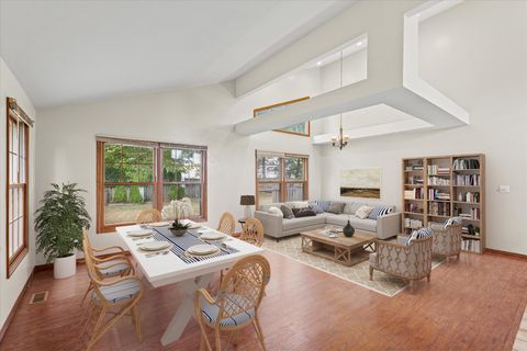 Tiny photo for 2401 Lakewood Drive, Champaign, IL 61822 (MLS # 12497287)