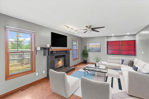 Tiny photo for 2401 Lakewood Drive, Champaign, IL 61822 (MLS # 12497287)