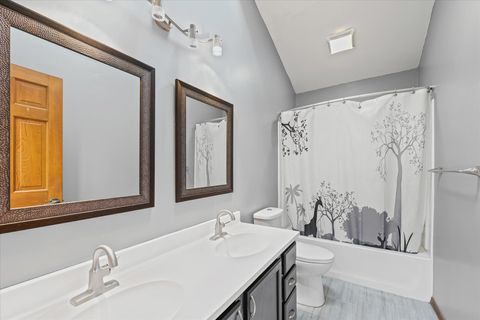 Tiny photo for 2401 Lakewood Drive, Champaign, IL 61822 (MLS # 12497287)