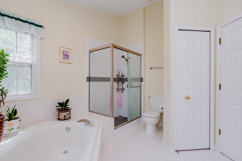 Tiny photo for 1438 Della Drive, Hoffman Estates, IL 60169 (MLS # 12676840)