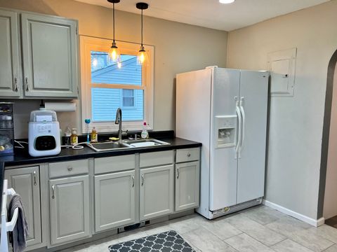 Tiny photo for 113 Walnut Street, Gibson City, IL 60936 (MLS # 12516232)