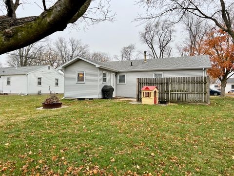 Tiny photo for 113 Walnut Street, Gibson City, IL 60936 (MLS # 12516232)
