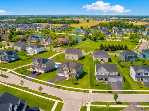 Tiny photo for 12513 S Willowgate Lane, Plainfield, IL 60585 (MLS # 12635720)