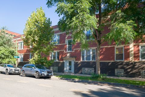 Photo of 2578 W Lyndale Street #2, Chicago, IL 60647 (MLS # 12483096)