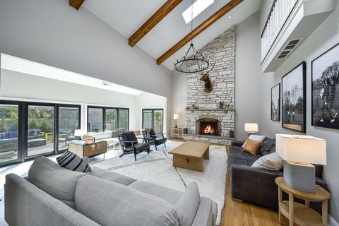 Tiny photo for 24 Winners Cup Circle, Wheaton, IL 60189 (MLS # 12530608)