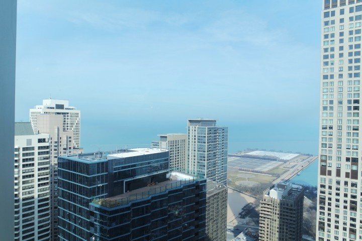 512 N McClurg Court 4903