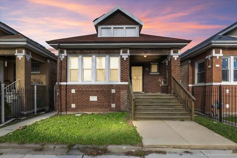 Tiny photo for 6318 S Fairfield Avenue, Chicago, IL 60629 (MLS # 12613271)