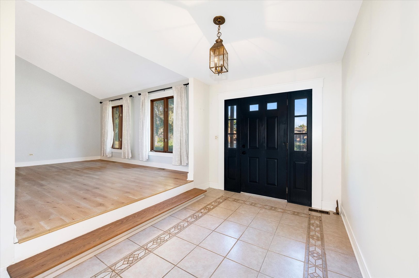 1228 N Honey Hill Road