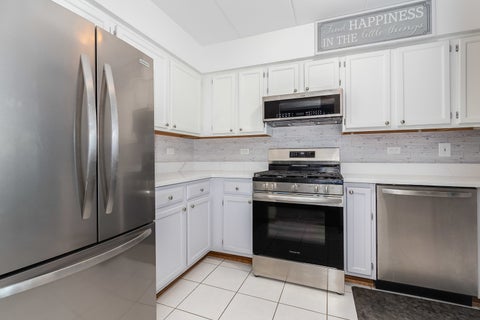 Tiny photo for 8805 S 79th Avenue #11, Hickory Hills, IL 60457 (MLS # 12744120)