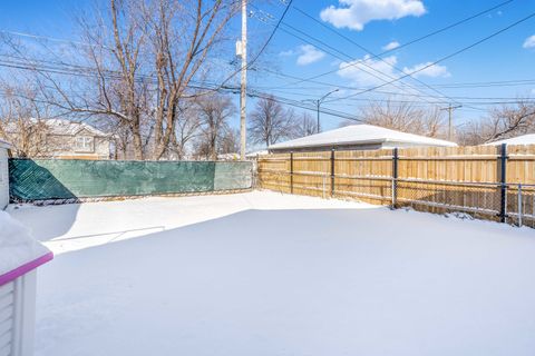 Tiny photo for 4536 W 79th Place, Chicago, IL 60652 (MLS # 12555216)