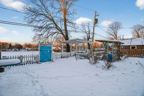 Tiny photo for 1826 Sycamore Road, Homewood, IL 60430 (MLS # 12554598)