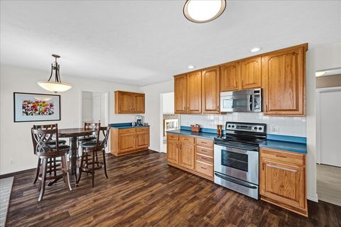 Tiny photo for 19066 Woodland Trail, Bloomington, IL 61705 (MLS # 12564519)