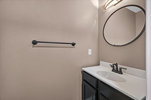 Tiny photo for 19066 Woodland Trail, Bloomington, IL 61705 (MLS # 12564519)