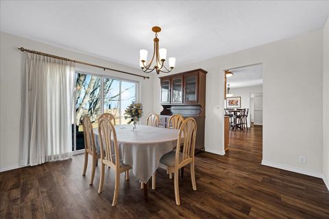 Tiny photo for 19066 Woodland Trail, Bloomington, IL 61705 (MLS # 12564519)