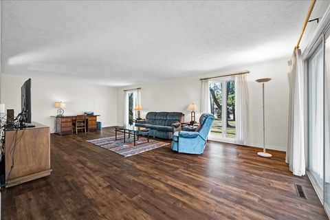 Tiny photo for 19066 Woodland Trail, Bloomington, IL 61705 (MLS # 12564519)