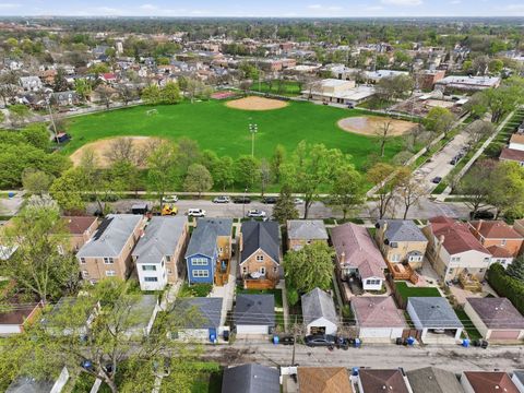 Tiny photo for 7555 W Isham Avenue, Chicago, IL 60631 (MLS # 12601674)