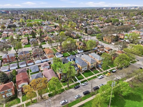 Tiny photo for 7555 W Isham Avenue, Chicago, IL 60631 (MLS # 12601674)