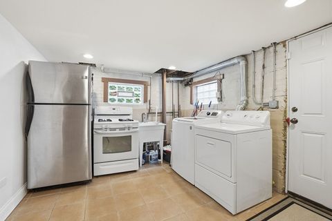 Tiny photo for 7555 W Isham Avenue, Chicago, IL 60631 (MLS # 12601674)