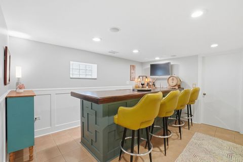 Tiny photo for 7555 W Isham Avenue, Chicago, IL 60631 (MLS # 12601674)