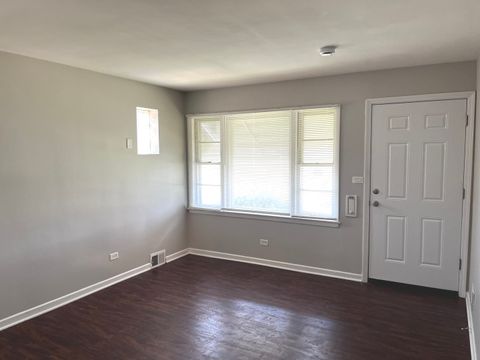 Tiny photo for 524 Eastern Avenue, Bellwood, IL 60104 (MLS # 12439794)