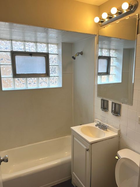 Tiny photo for 524 Eastern Avenue, Bellwood, IL 60104 (MLS # 12439794)
