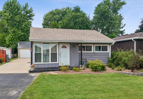 Tiny photo for 5328 9th Avenue, Countryside, IL 60525 (MLS # 12709095)