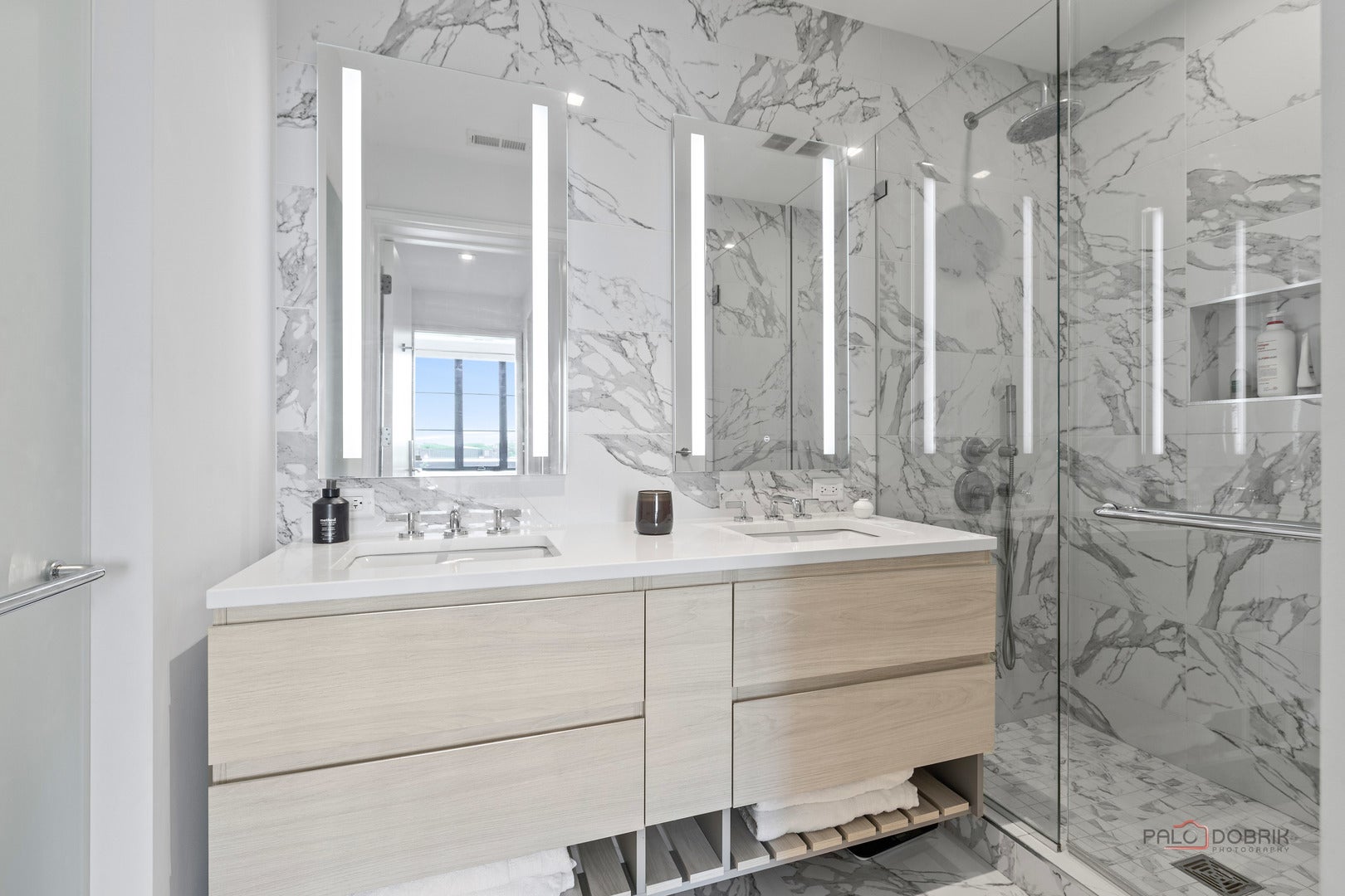 1400 W Monroe St Unit 5b, Chicago, IL, 60607, USA, 3 Bedrooms Bedrooms, ,3 BathroomsBathrooms,Condo,Active,1400 W Monroe St Unit 5b,12717934