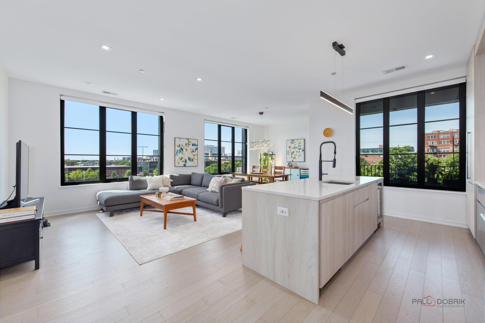 1400 W Monroe St Unit 5b, Chicago, IL, 60607, USA, 3 Bedrooms Bedrooms, ,3 BathroomsBathrooms,Condo,Active,1400 W Monroe St Unit 5b,12717934