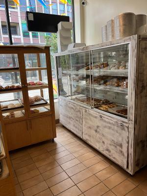 4022 N Milwaukee Avenue