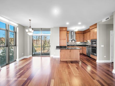 Tiny photo for 520 S Washington Street #201, Naperville, IL 60540 (MLS # 12504609)