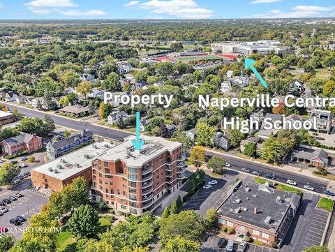 Tiny photo for 520 S Washington Street #201, Naperville, IL 60540 (MLS # 12504609)