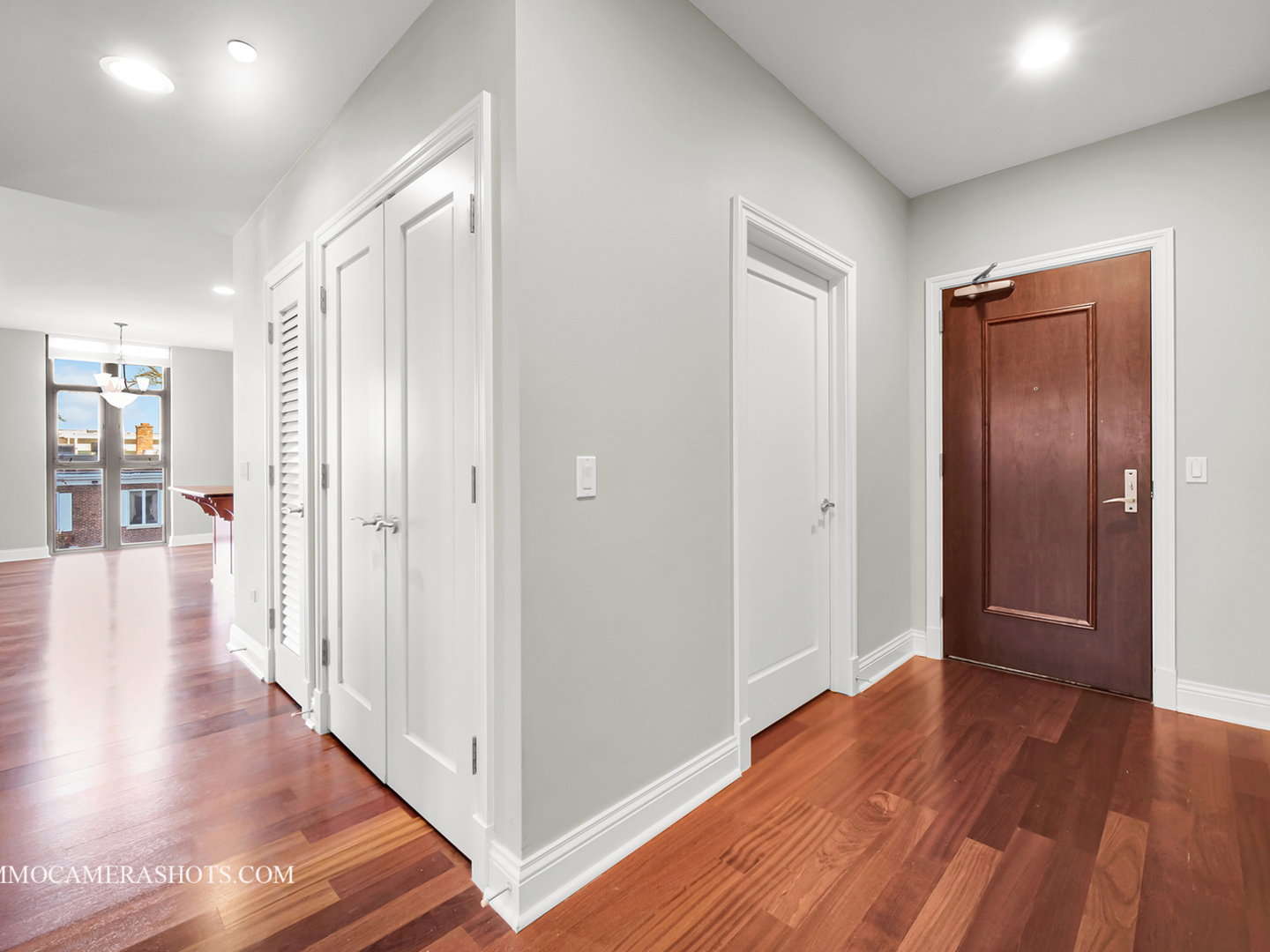 520 S Washington Street 201