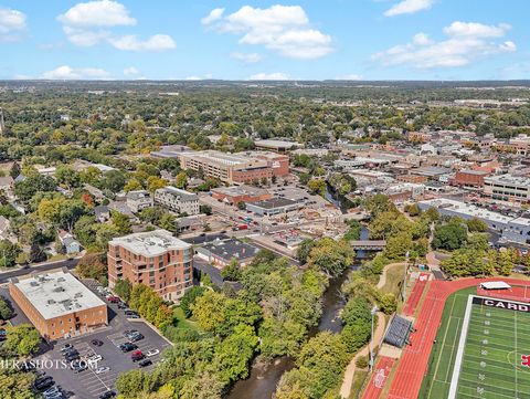 Tiny photo for 520 S Washington Street #201, Naperville, IL 60540 (MLS # 12504609)